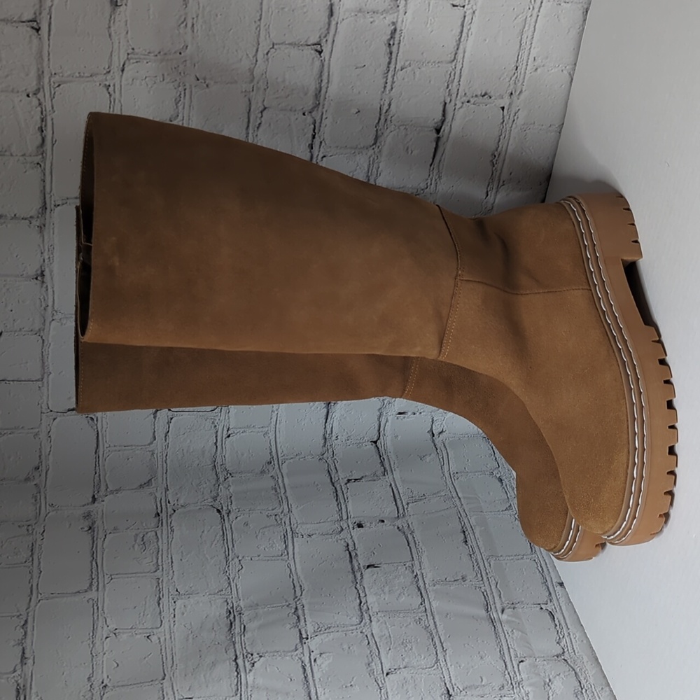 NWOT splendid suede Amalia zip up lug boots